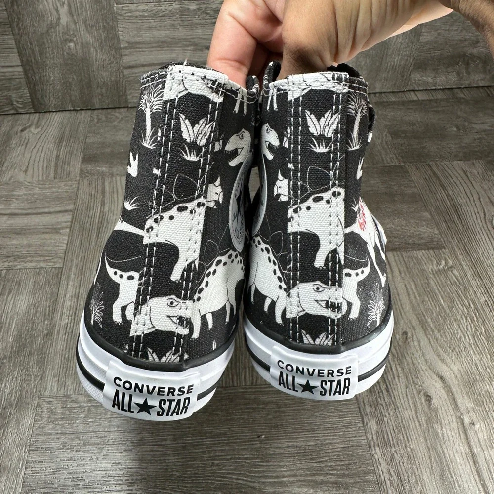 Converse Sneaker Dinoverse Kids 3 Black Dinosaur High Top A15064F NEW